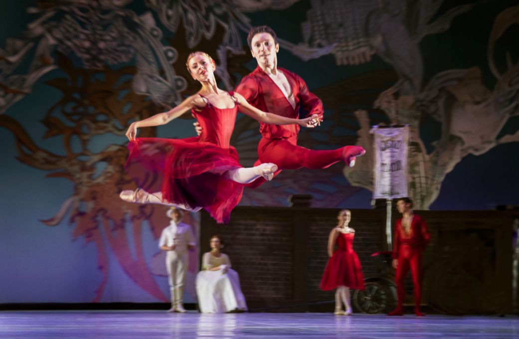 Ditte Baltzer and Mattia Santini in the pas de sept from <i>A Folk Tale</i> &copy; Per Morten Abrahamsen