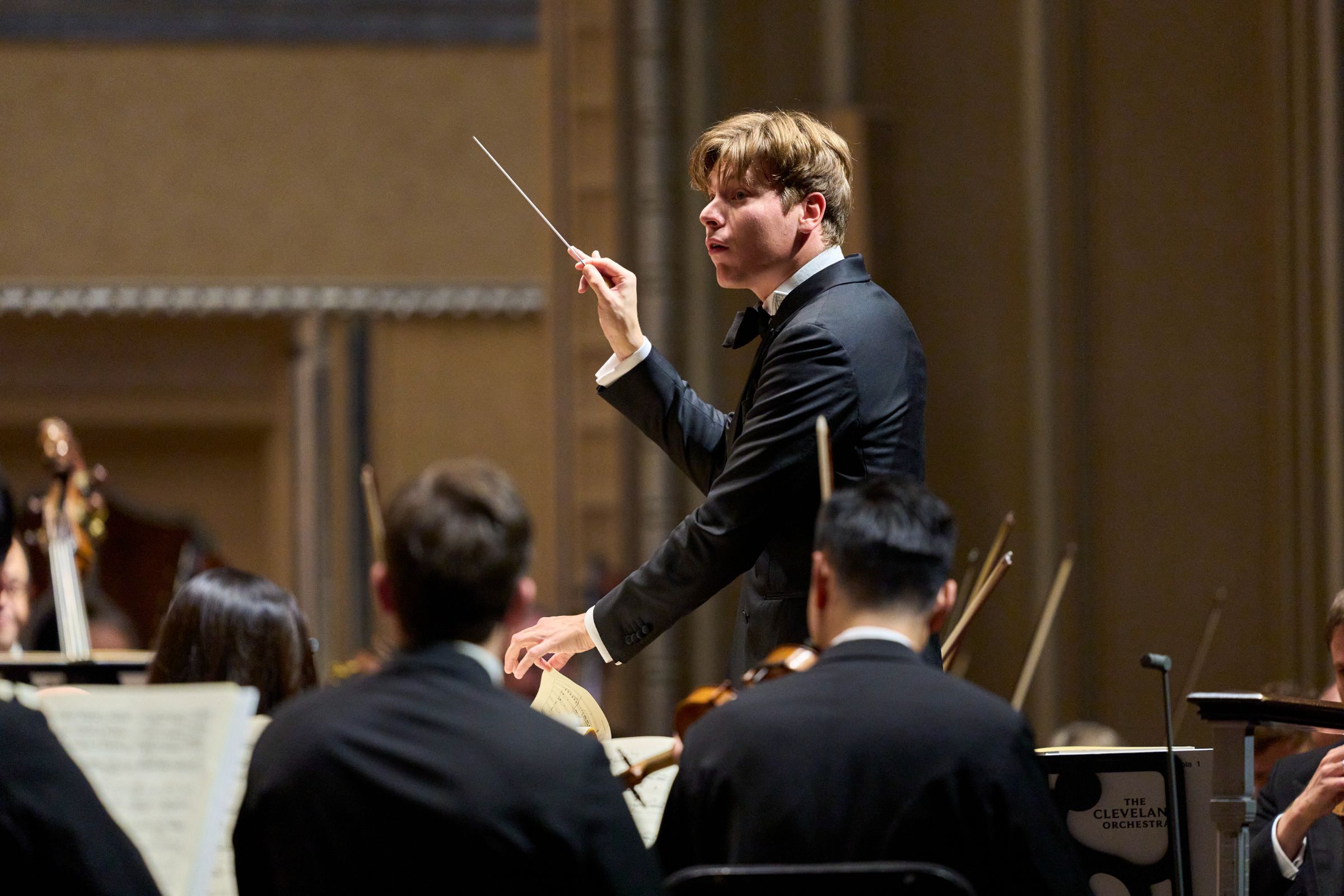 Klaus Mäkelä conducts The Cleveland Orchestra &copy; Roger Mastroianni, courtesy of The Cleveland Orchestra