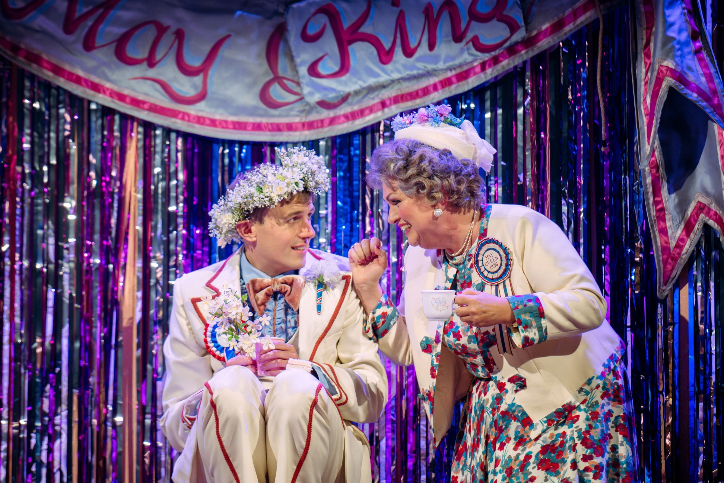Glen Cunningham (Albert) and Susan Bullock (Lady Billows) &copy; Mihaela Bodlovic
