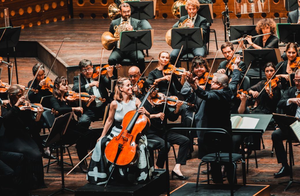 Sol Gabetta, Mikko Franck and the Orchestre Philharmonique de Radio France &copy; Antwerp Symphony Orchestra | Julie Rommelaere