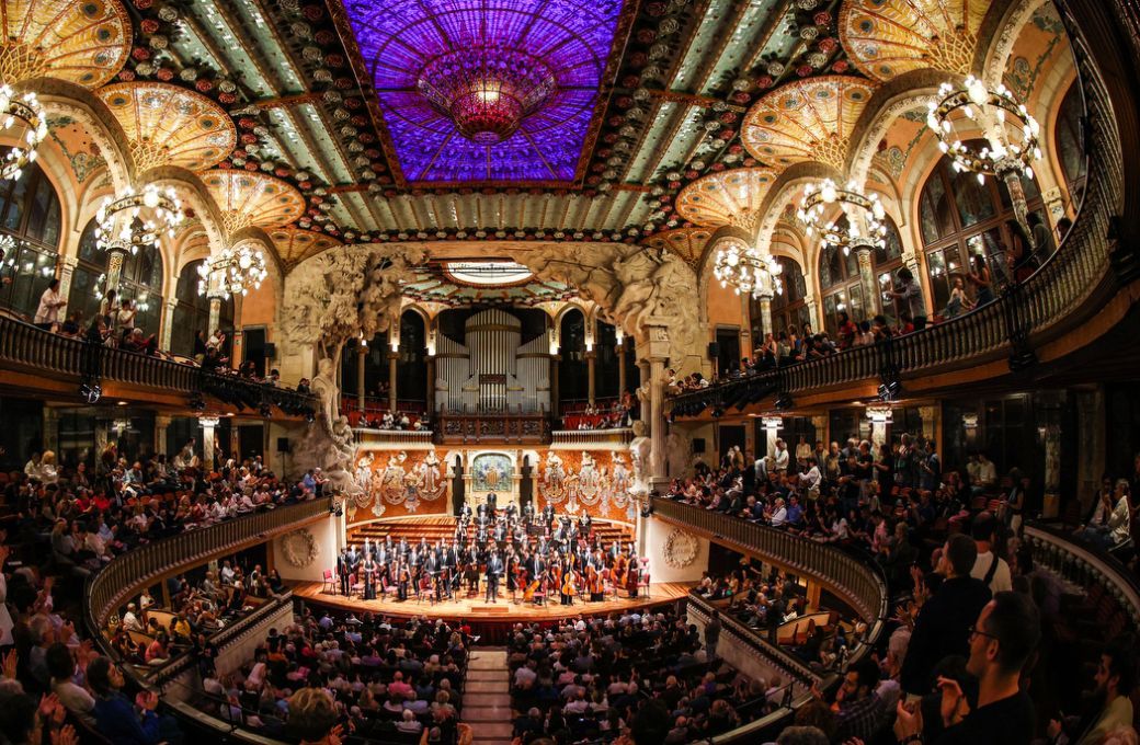 La orquesta Franz Schubert Filharmonia y Tom&agrave;s Grau en Palau de la M&uacute;sica Catalana &copy; Mart&iacute; E. Berenguer | Franz Schubert Filharmonia