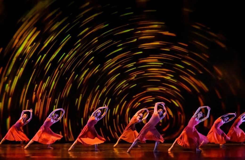 Birmingham Royal Ballet in Arielle Smith's <i>Empowerment</i> &copy; Katja Ogrin
