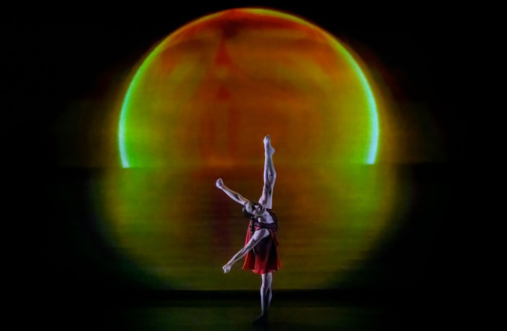 Beatrice Parma in Tha&iacute;s Su&aacute;rez' <i>Unwavering</i> &copy; Katja Ogrin