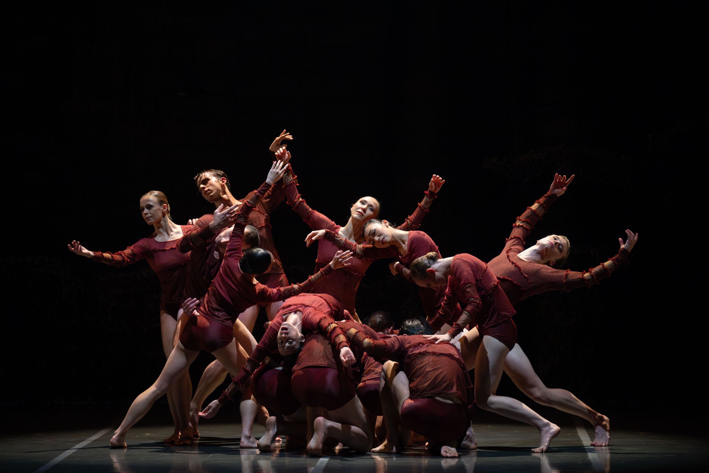 Ballet du Capitole in Ángel Rodríguez' <i>Sémiramis</i> © David Herrero