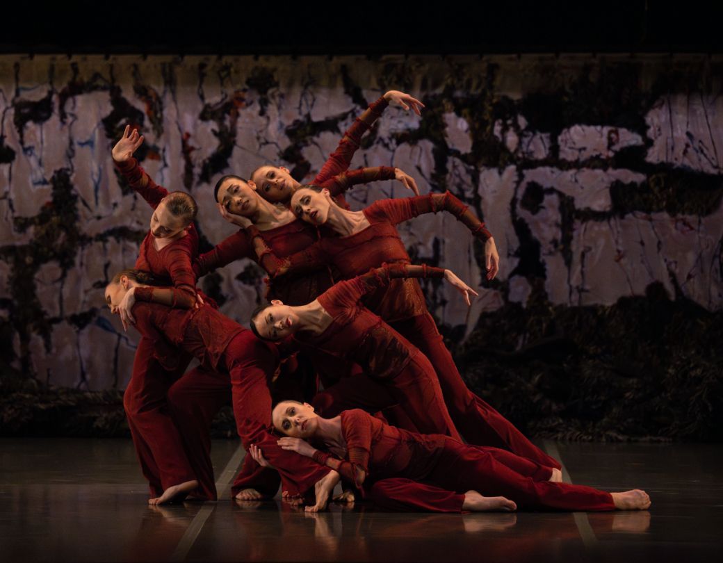 Ballet du Capitole in Ángel Rodríguez' <i>Sémiramis</i> © David Herrero
