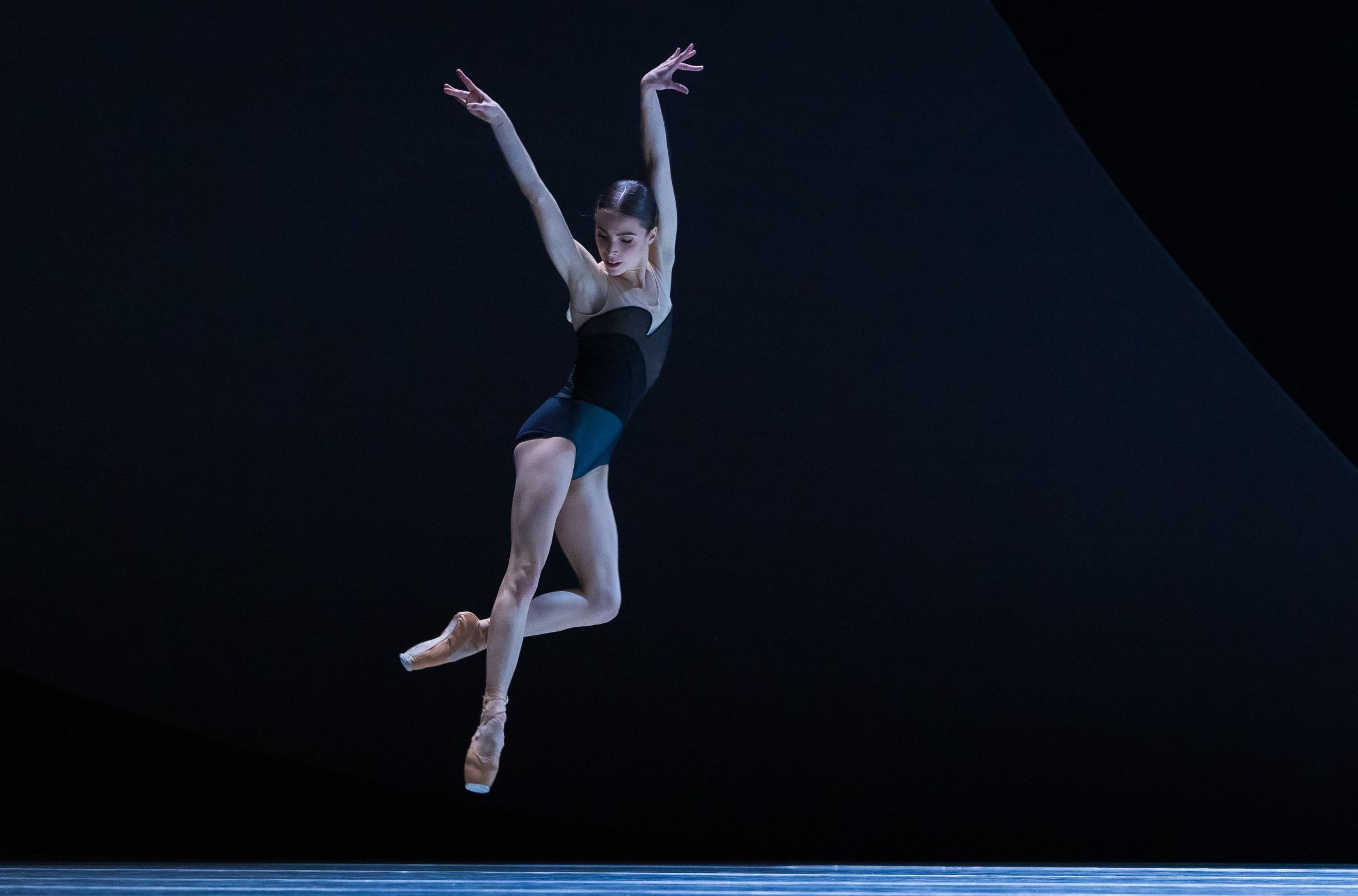Chiara Scarrone as Suzanna in David Dawson's <i>Empire Noir</i> &copy; Yan Revazov