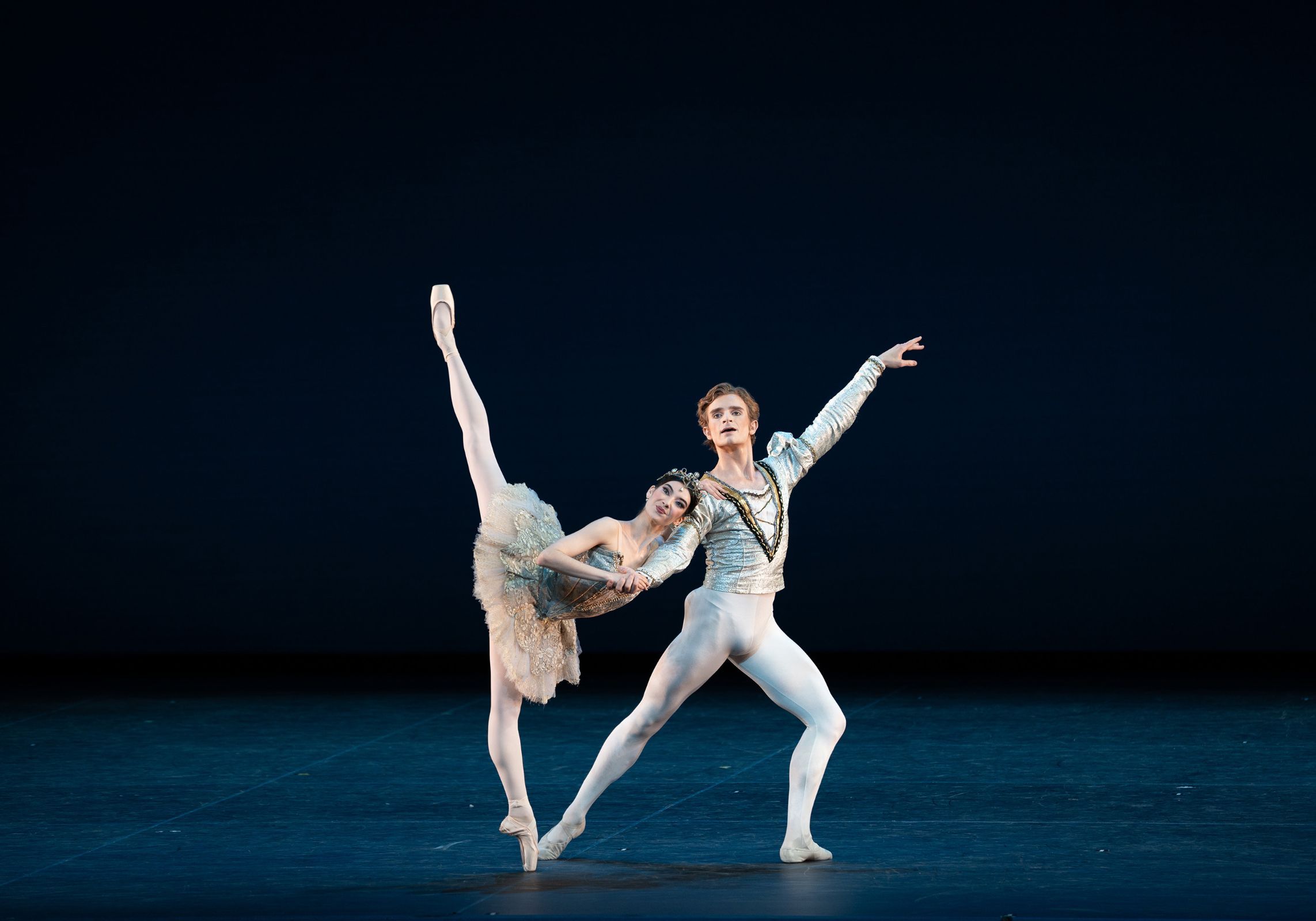 Chloe Misseldine and Aran Bell in the <i>Sylvia pas de deux</i> &copy; Emma Zordan