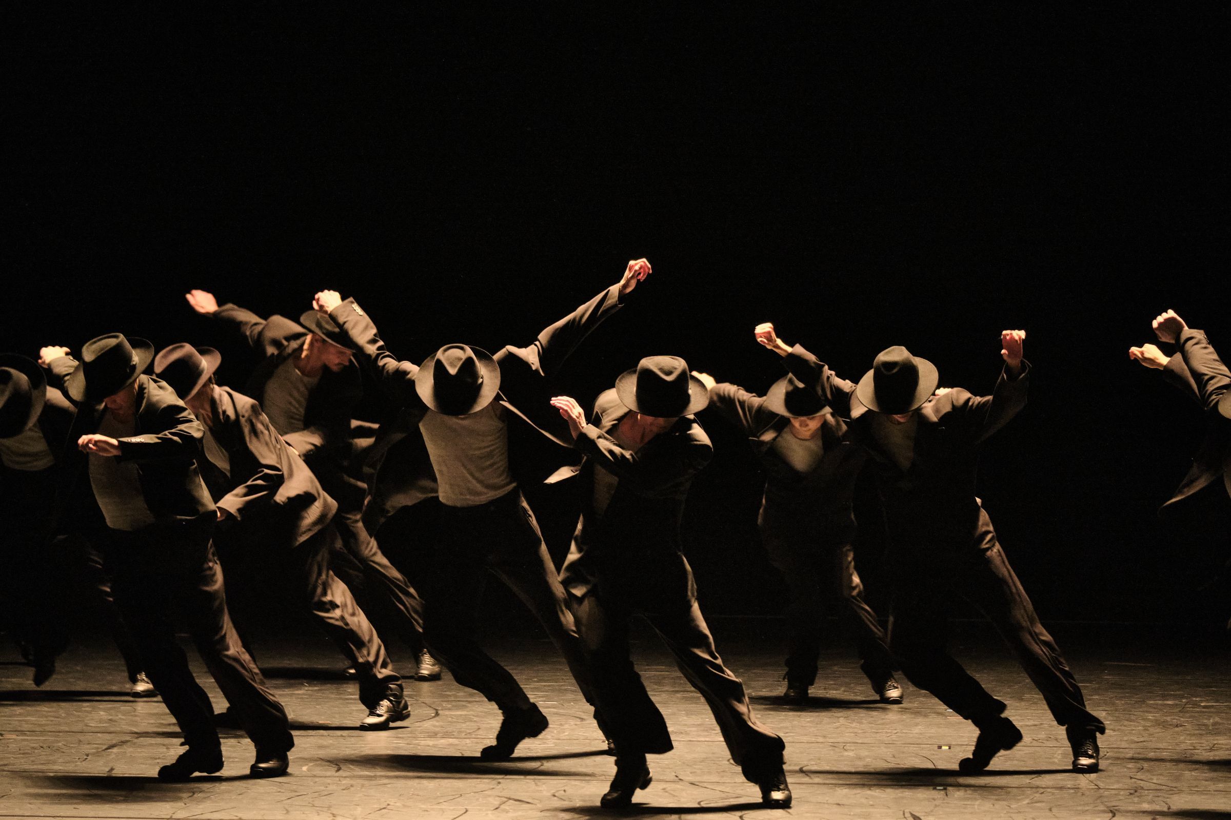 Staatsballett Berlin in Ohad Naharin's <i>Minus 16</i> &copy; Admill Kuyler