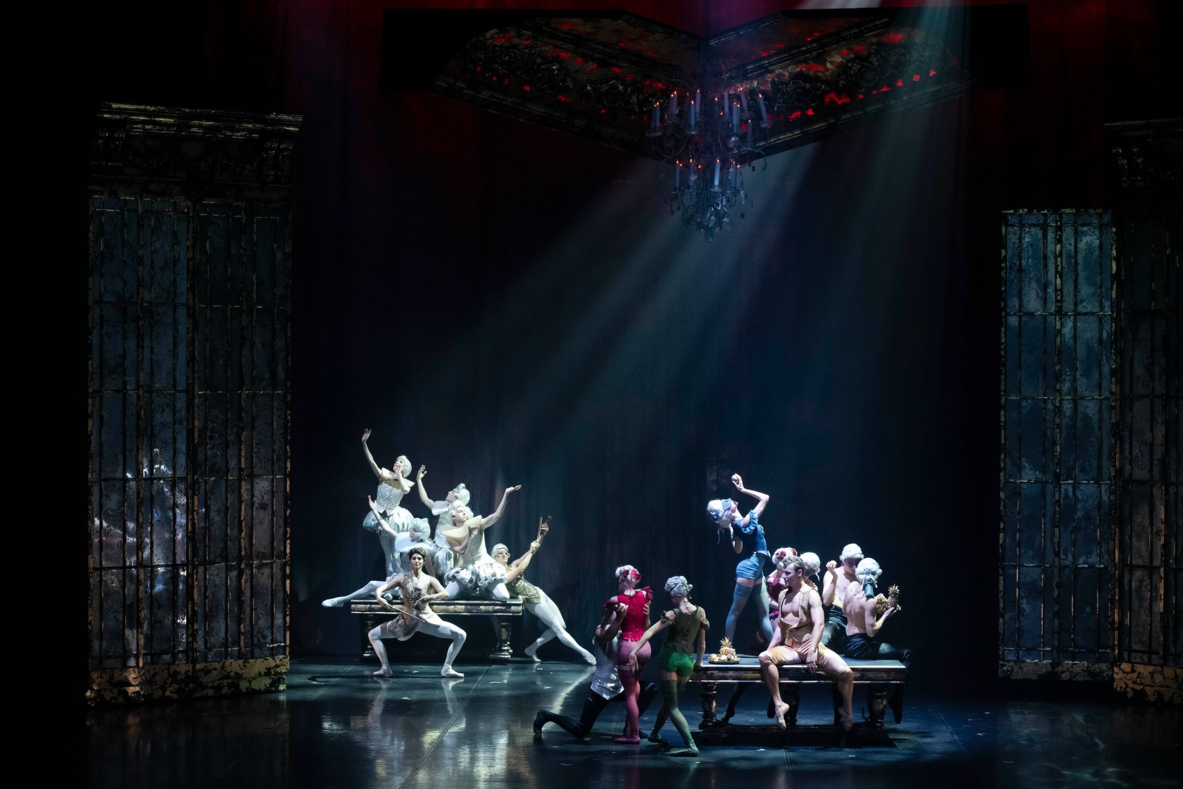 Latvian National Ballet in Kenneth Tindall's <i>Casanova</i> © Kristaps Kalns, Latvian National Ballet