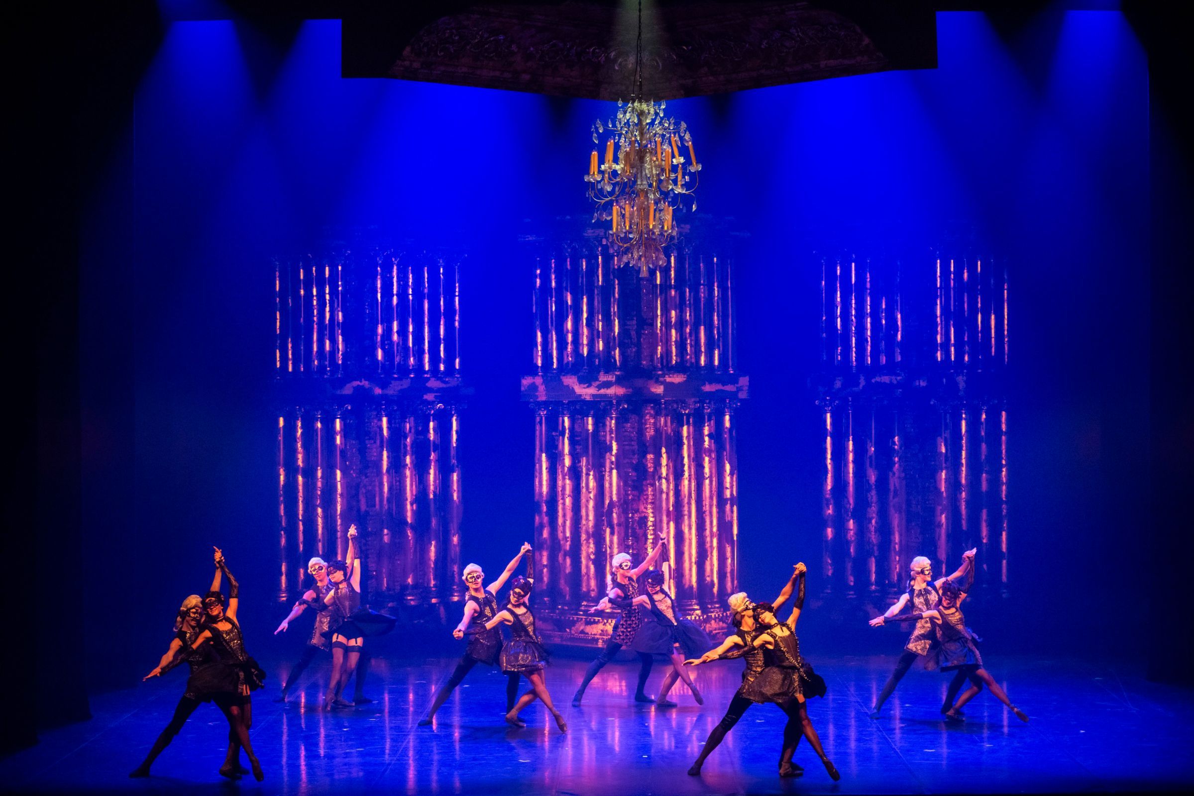 Latvian National Ballet in Kenneth Tindall's <i>Casanova</i> © Kristaps Kalns, Latvian National Ballet