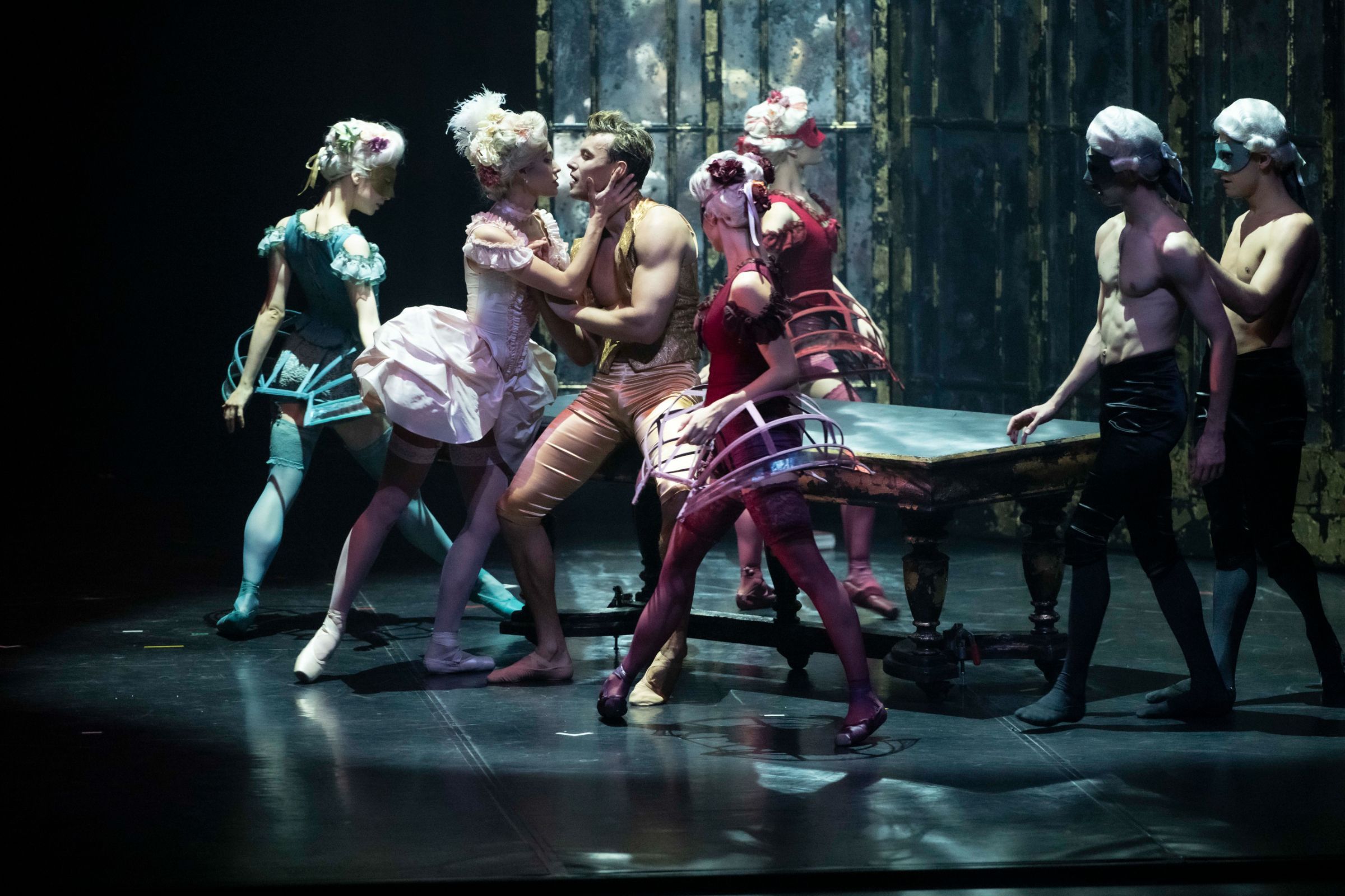 Antons Freimans as Casanova with Latvian National Ballet in Kenneth Tindall's <i>Casanova</i> © Kristaps Kalns, Latvian National Ballet