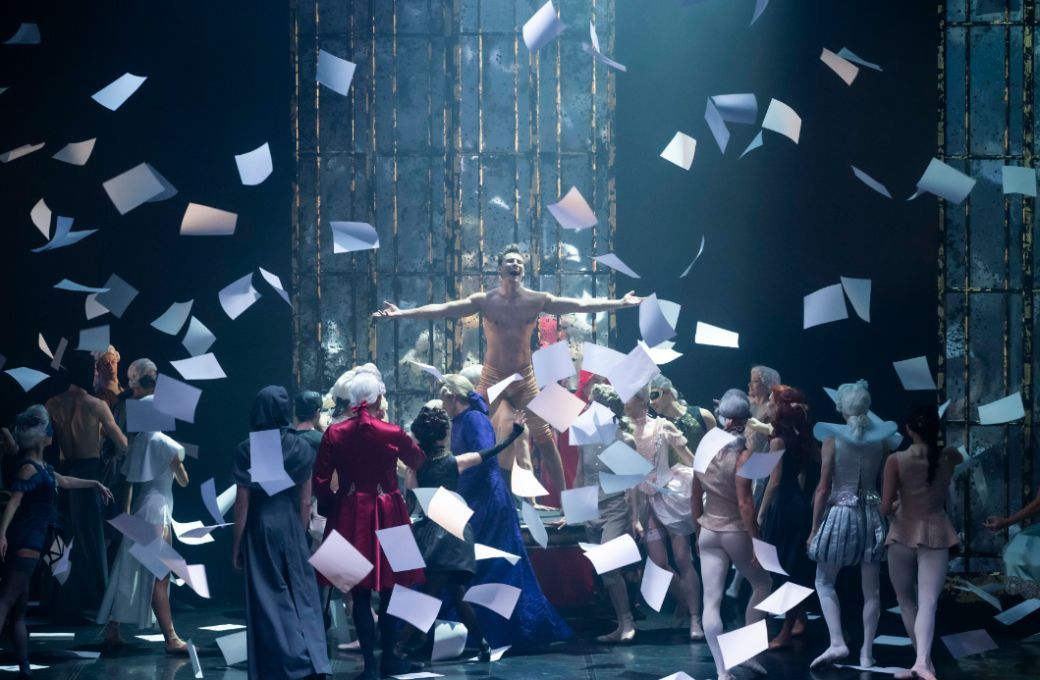 Latvian National Ballet in Kenneth Tindall's <i>Casanova</i> © Kristaps Kalns, Latvian National Ballet