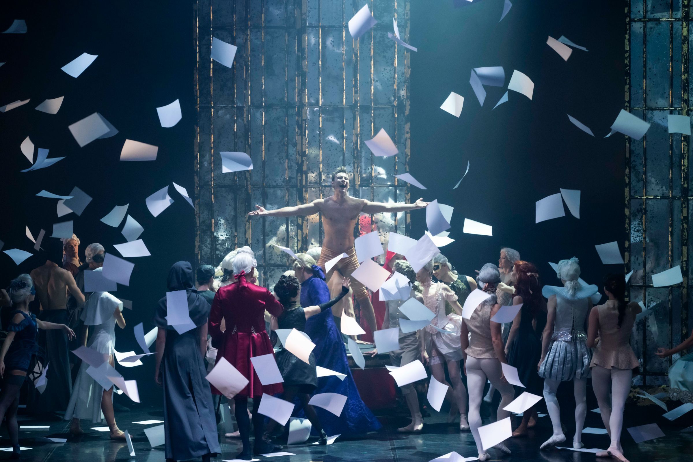 Latvian National Ballet in Kenneth Tindall's <i>Casanova</i> © Kristaps Kalns, Latvian National Ballet