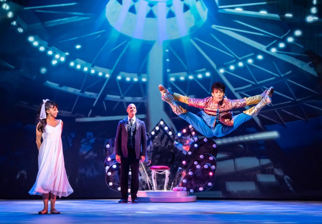 Adria D&iacute;az as Clara, Alexander Varona as Drosselmeyer and Ra&uacute;l Reinoso in <i>Nutcracker in Havana</i> &copy; Johan Persson