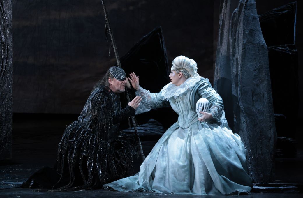 Michael Volle (Wotan) and Okka von der Damerau (Fricka) &copy; Teatro alla Scala | Brescia e Amisano