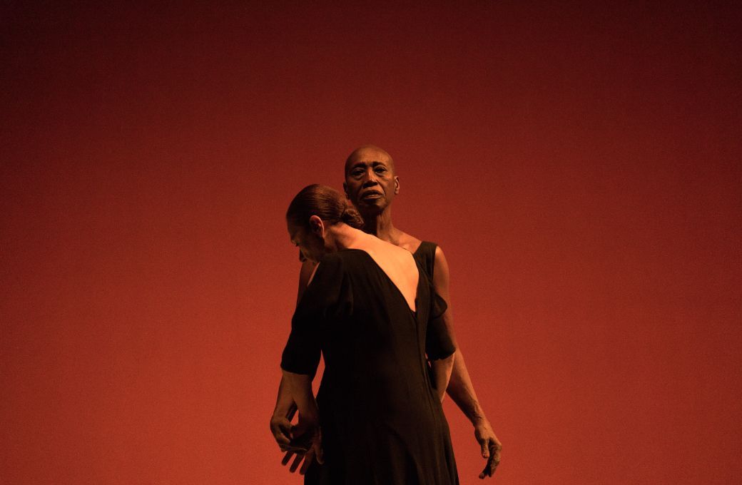 Germaine Acogny and Malou Airaudo in <i>common ground[s]</i> &copy; Maarten Vanden Abeele