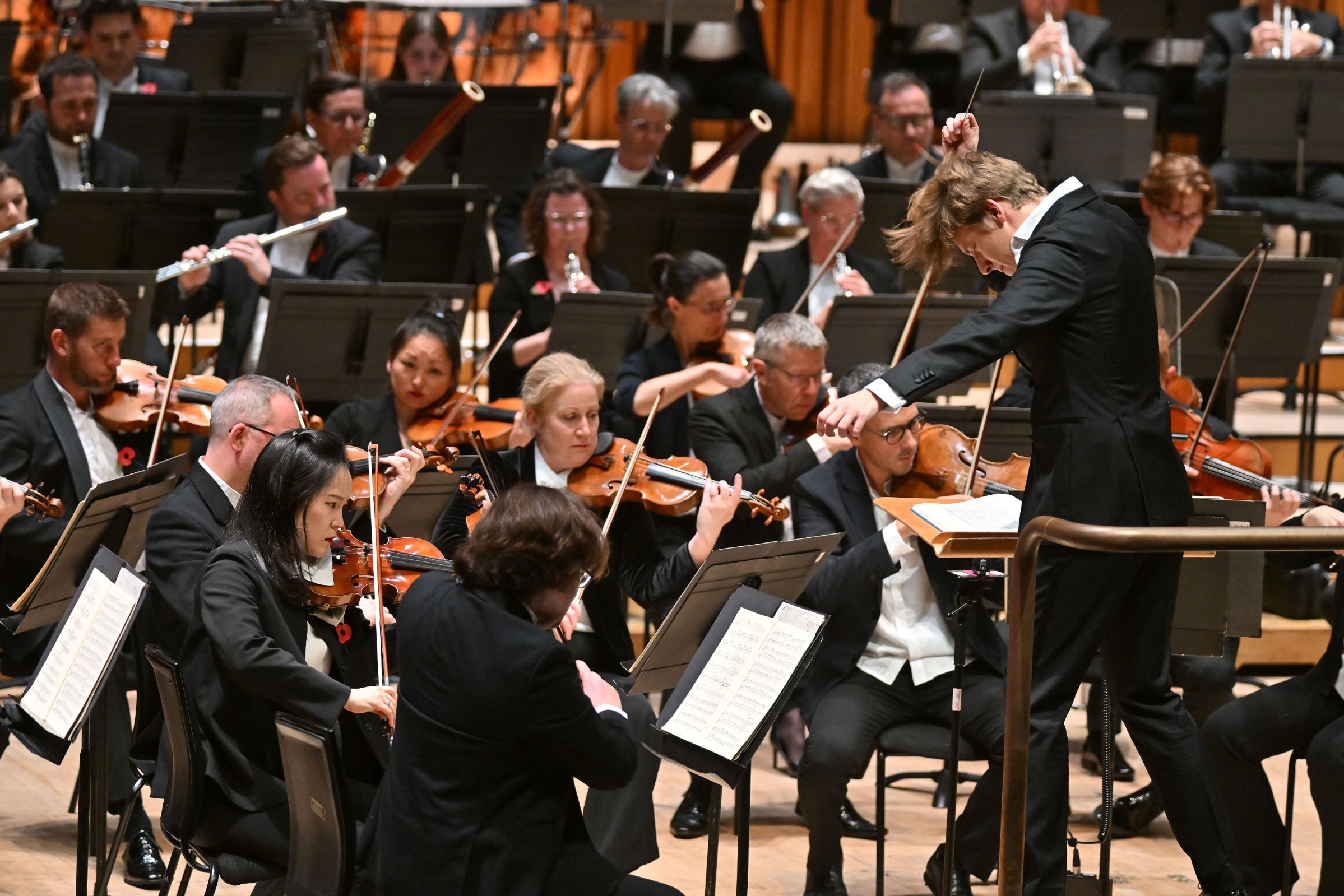 Klaus Mäkelä conducts the London Symphony Orchestra © LSO | Mark Allan
