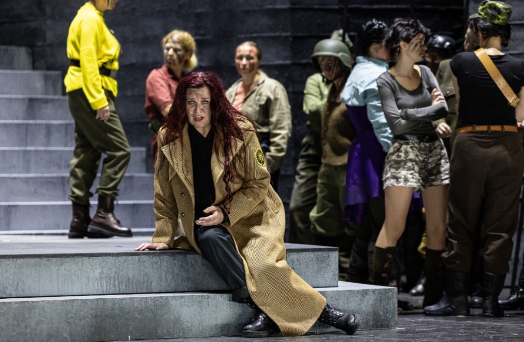 Maida Hundeling (Šárka), National Theatre Chorus and Ballet © Zdeněk Sokol