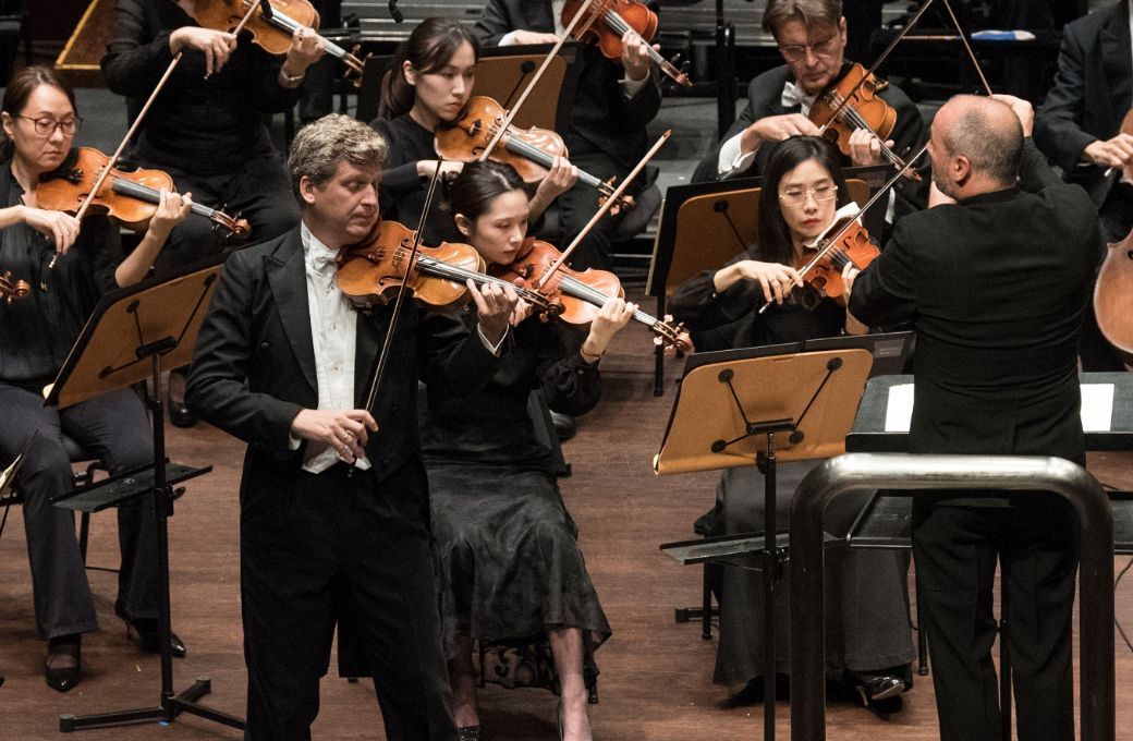 James Ehnes, Lawrence Renes and the Singapore Symphony Orchestra © Jack Yam | Singapore Symphony Orchestra