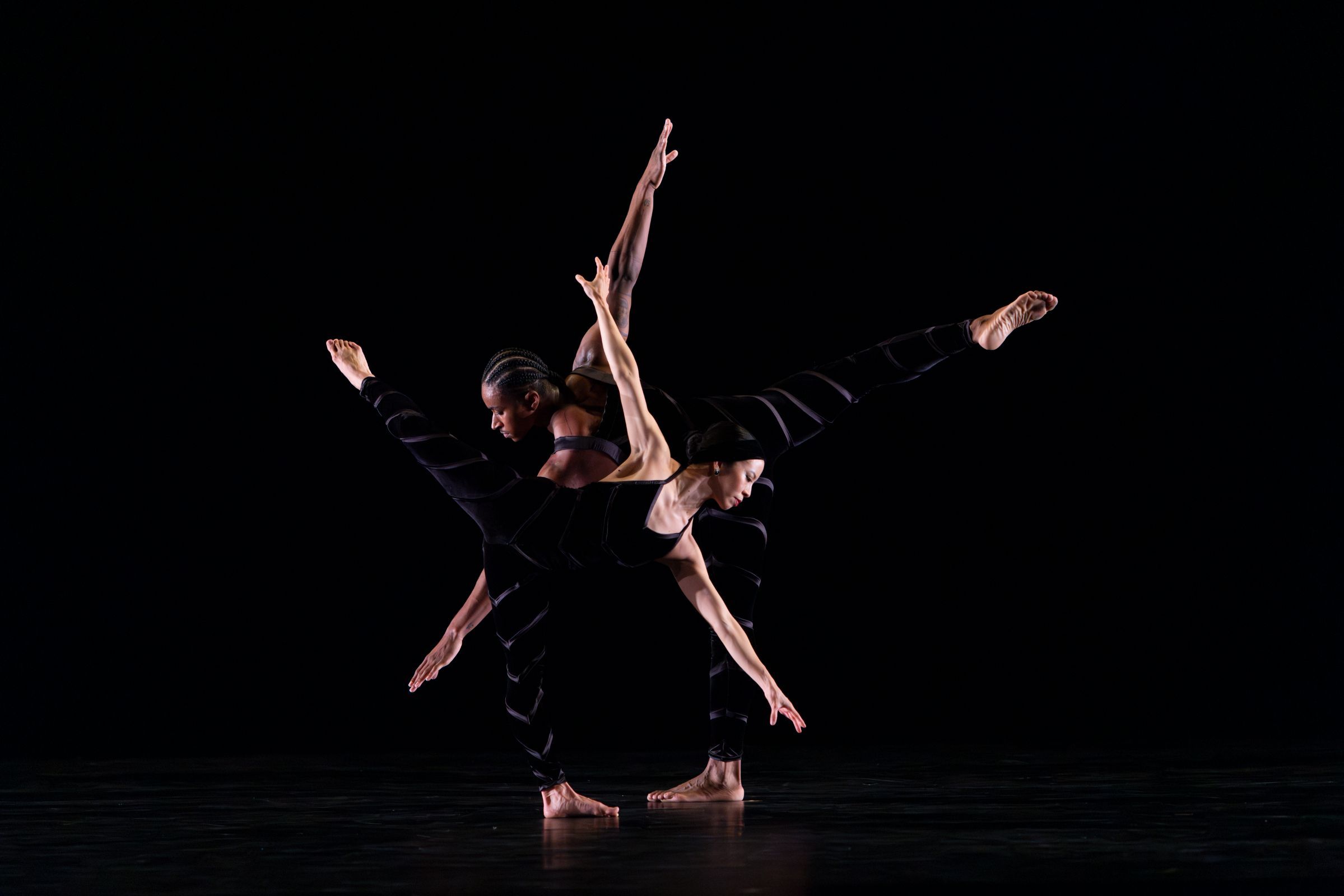 Madelyn Ho and Devon Louis in Paul Taylor's <i>Promethean Fire</i> &copy; Whitney Browne
