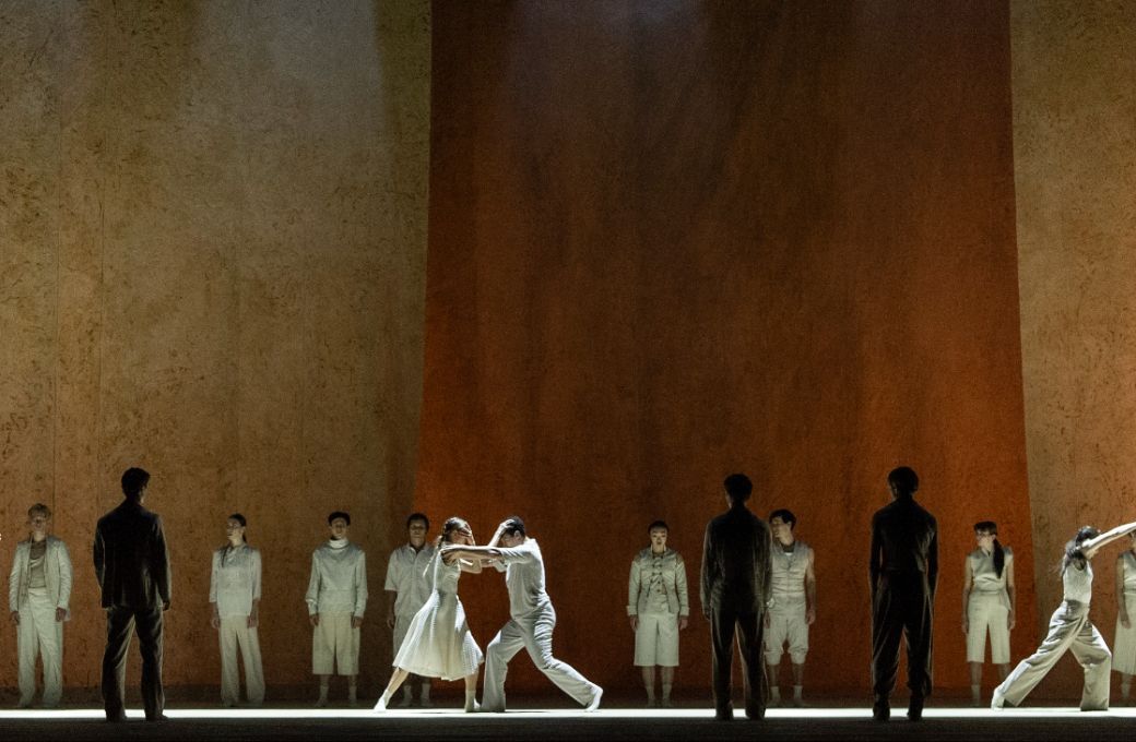 Norwegian National Ballet in Jo Str&oslash;mgren's <i>Stigma</i> &copy; Erik Berg