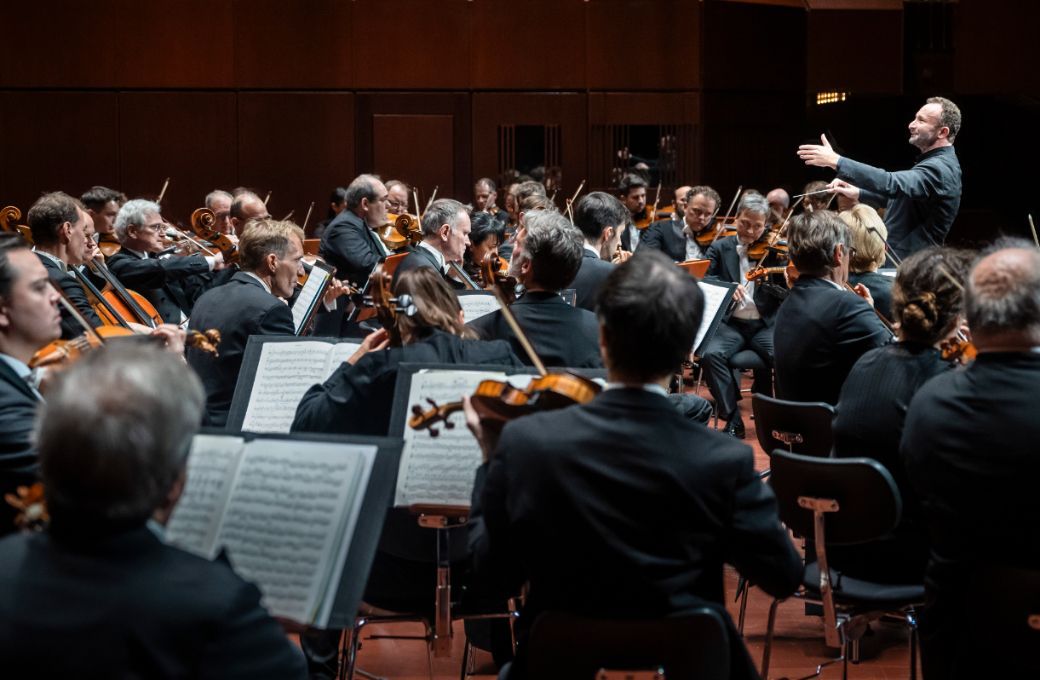 Kirill Petrenko dirigiert die Berliner Philharmoniker &copy; Stephan Rabold
