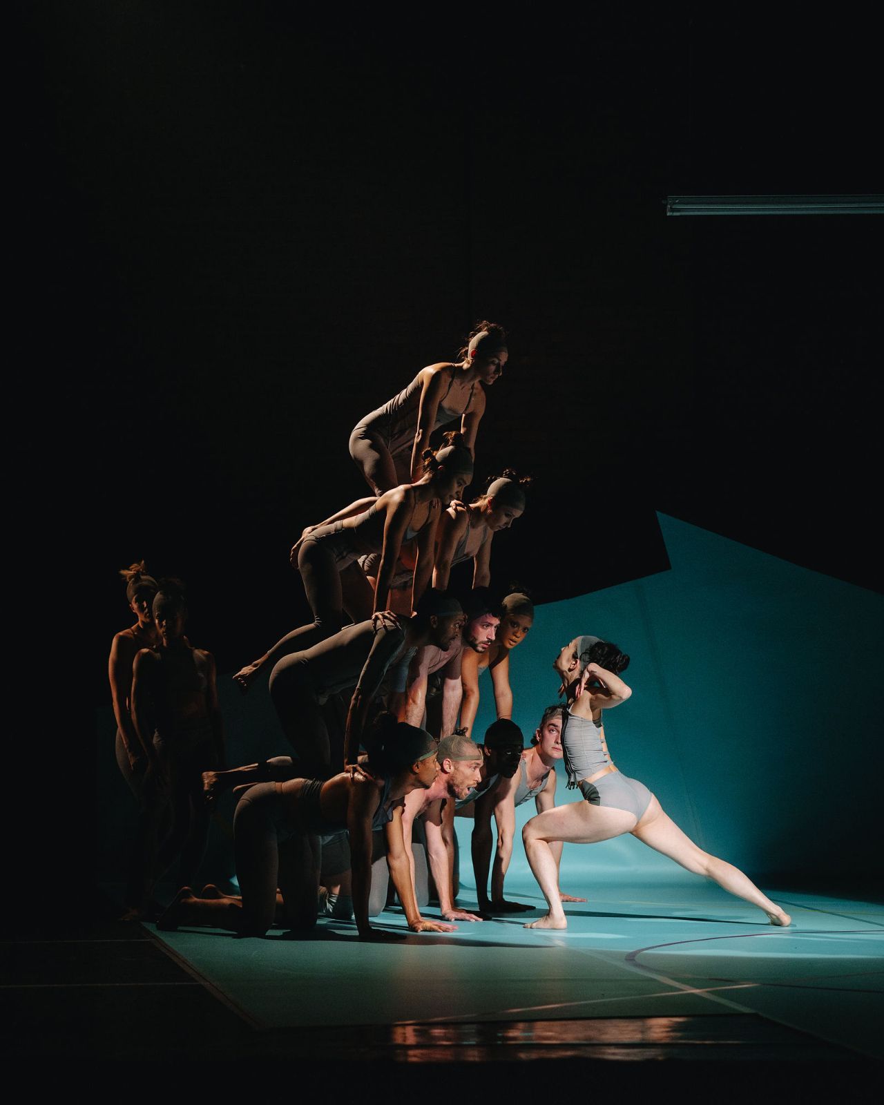 GALLIM in Andrea Miller's <i>Wonderland</i> © Dan Chen