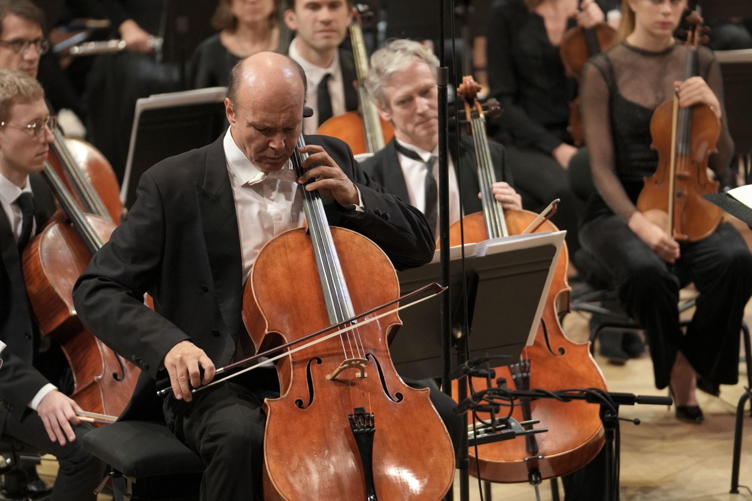 Truls Mørk dans le <i>Deuxième Concerto</i> de Chostakovitch &copy; Dimitri Scapolan