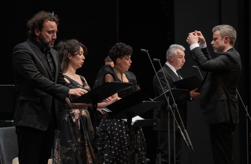 Boris Begelman mit Solist*innen &copy; WDR | Thomas Kost