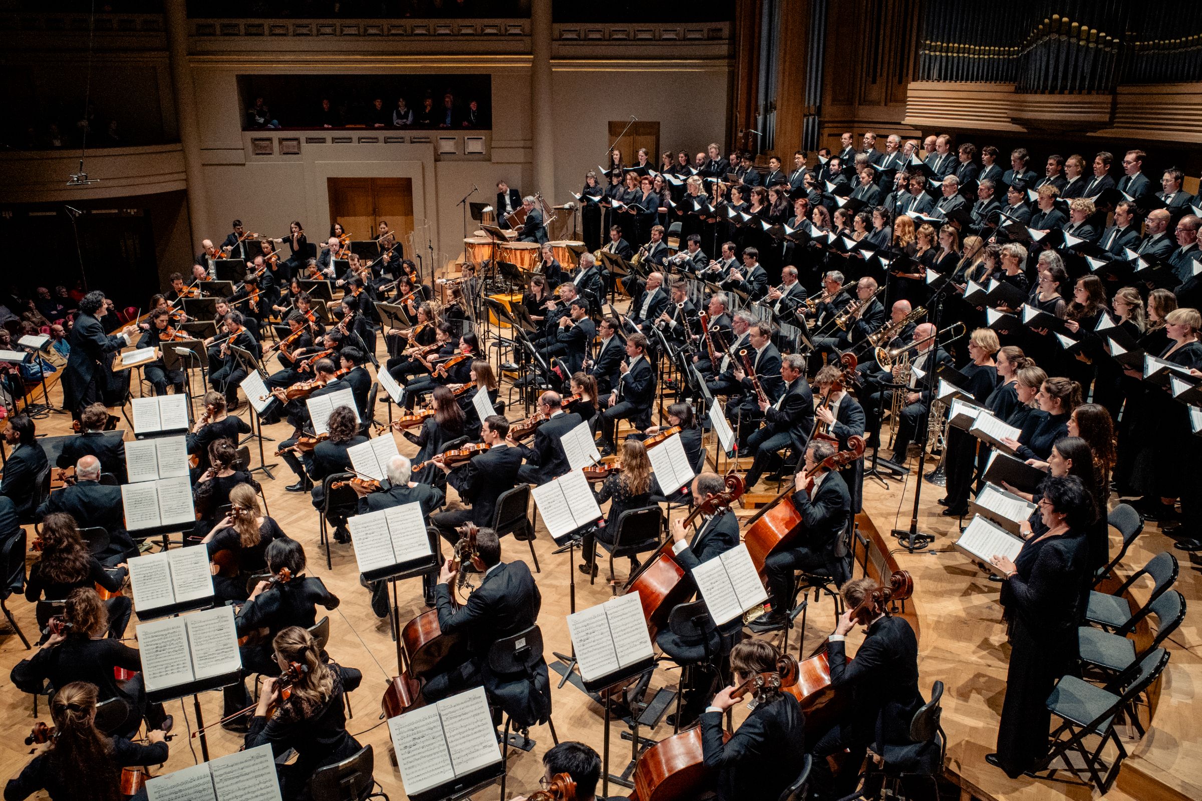 Alain Altinoglu dirige le <i>Requiem</i> de Verdi © Vincent Callot