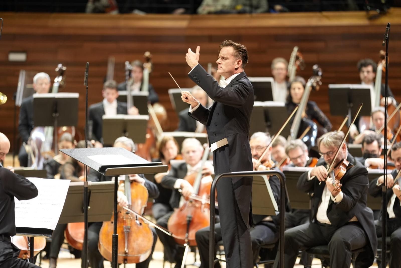 Philippe Jordan dirige l'Orchestre National de France © Christophe Abramowitz / Radio France