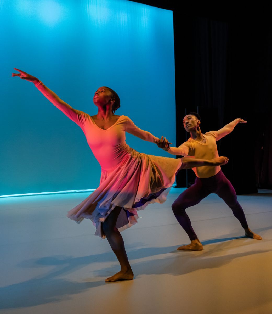 Ailey II's Kiri Moore and Xhosa Scott in Alvin Ailey's <i>Lark Ascending</i> &copy; Natasha Moustache