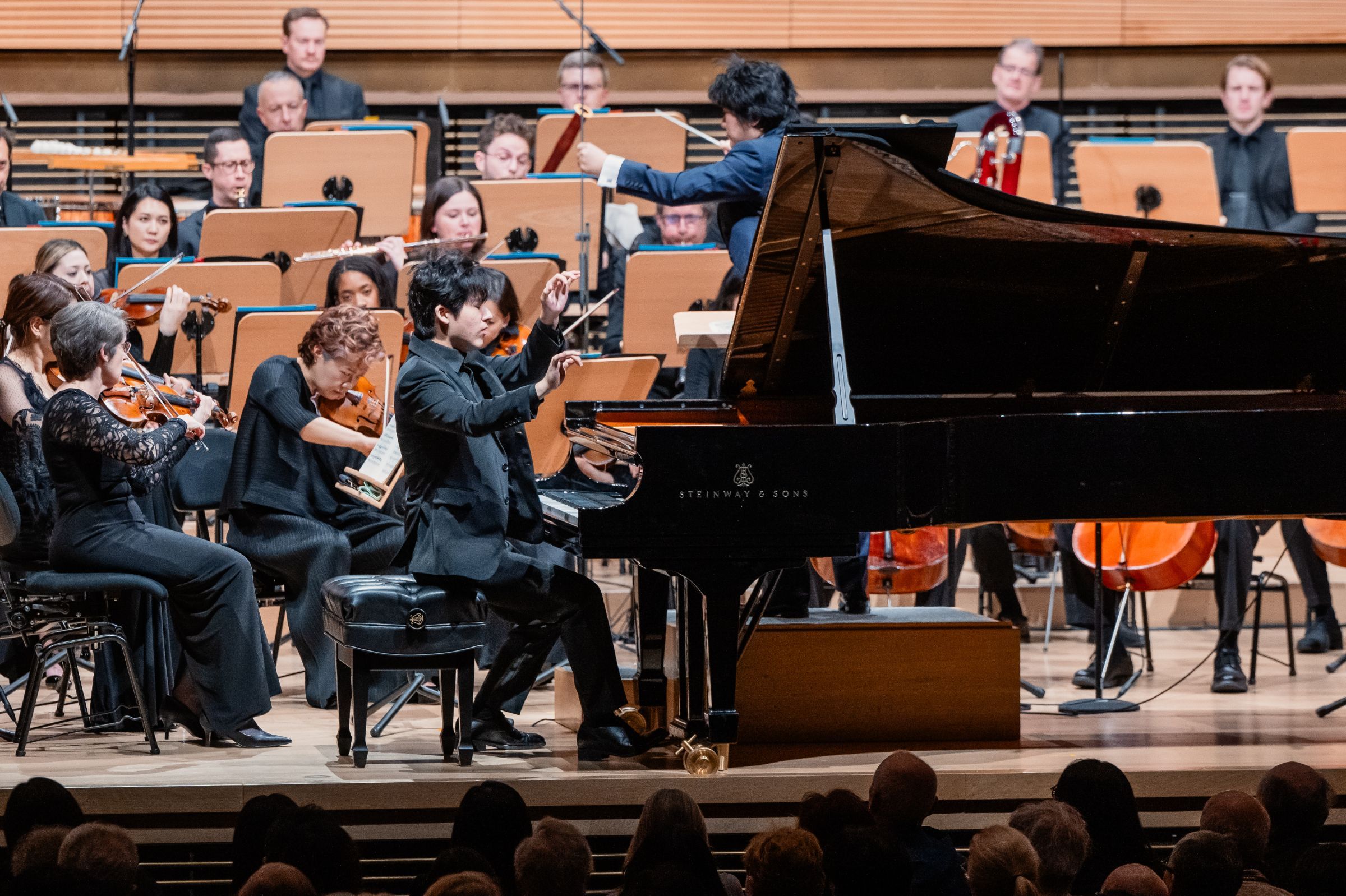 Yunchan Lim and the New York Philharmonic &copy; Brandon Patoc