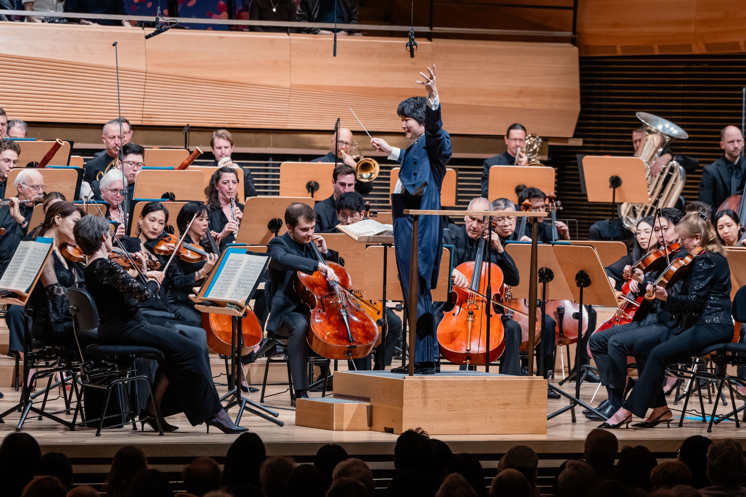 Kazuki Yamada conducts the New York Philharmonic &copy; Brandon Patoc