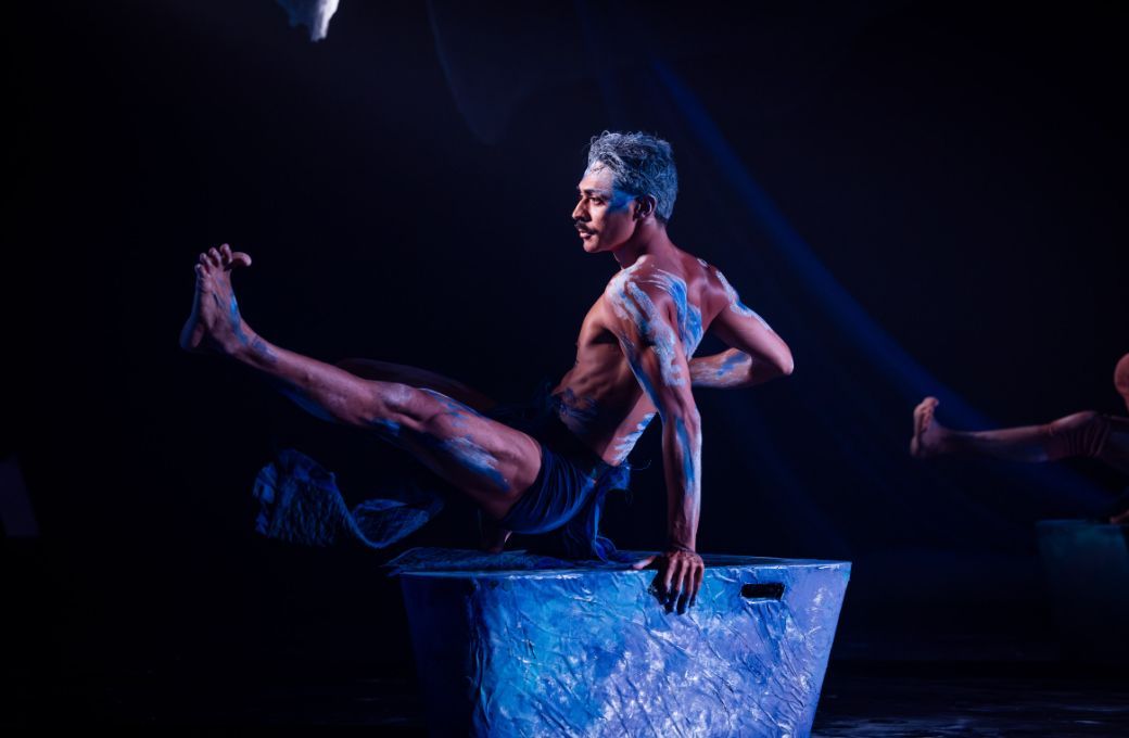 Daniel Mateo in Lillian Banks’ <i>Yawuru Buru</i> © Daniel Boud