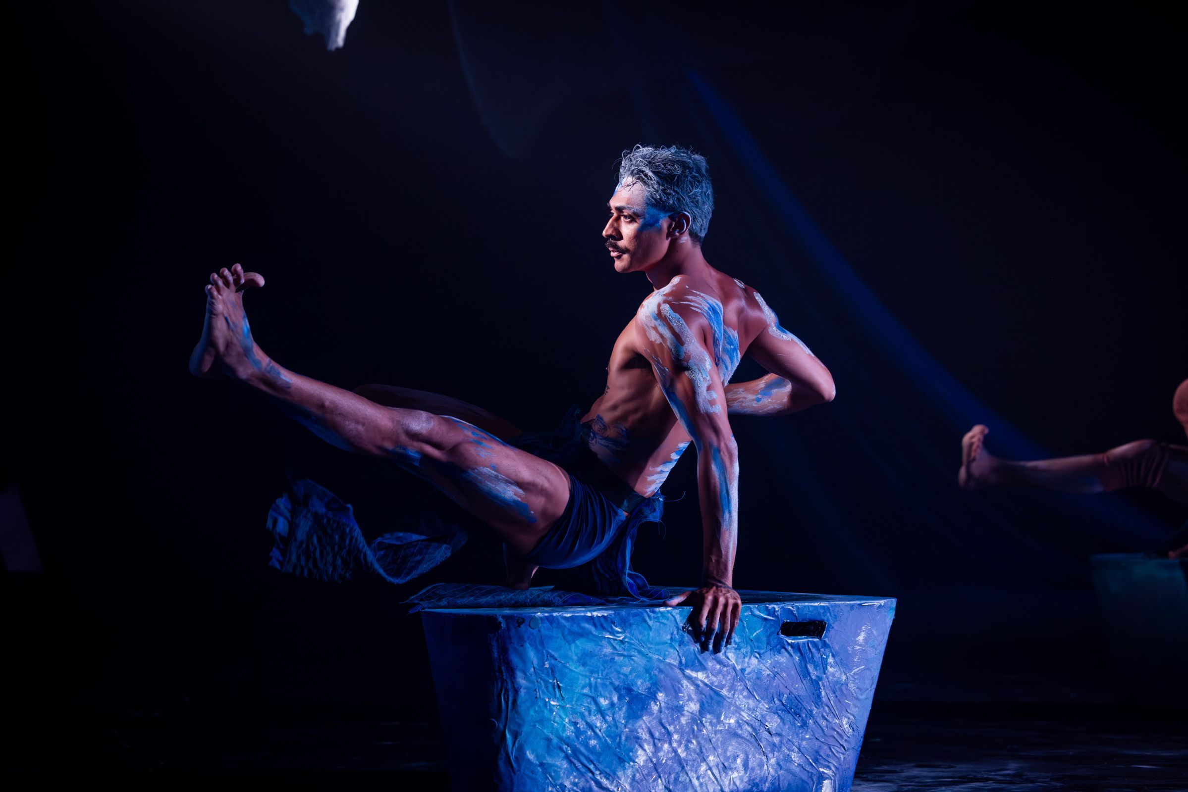 Daniel Mateo in Lillian Banks’ <i>Yawuru Buru</i> © Daniel Boud