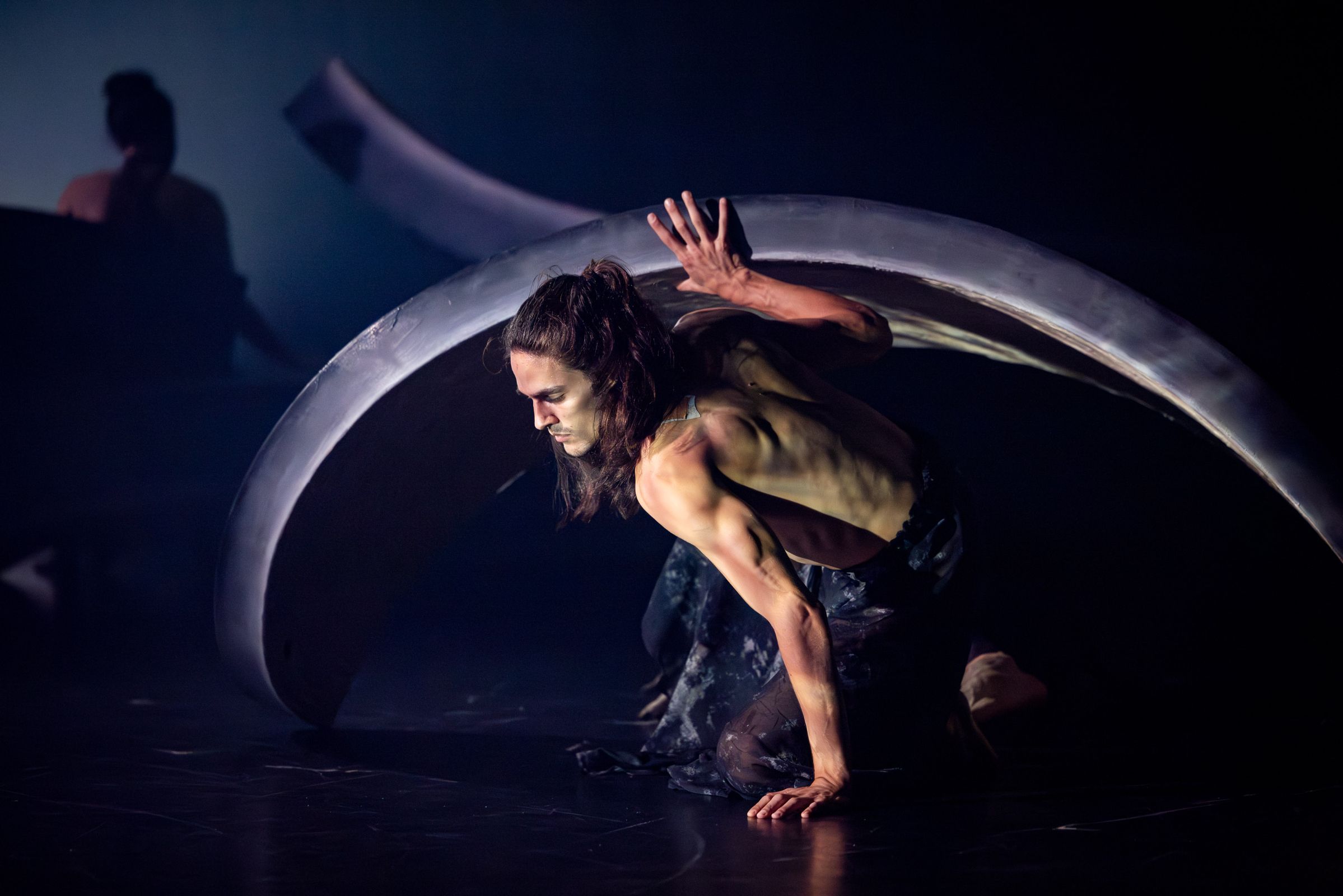 Kiarn Doyle in Kallum Goolagong’s <i>Metamorphosis</i> © Daniel Boud