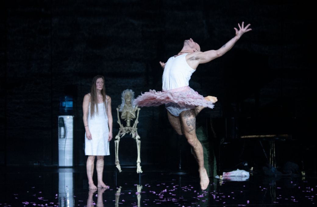Hannah Shepherd as Medea and Jean Daniel Broussé as Hades in Ben Duke's <i>Ruination</i> © Camilla Greenwell