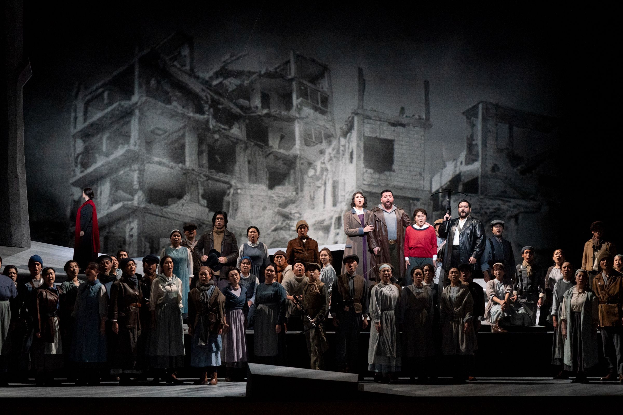 <i>Guillaume Tell</i> &copy; Rikimaru Hotta | New National Theatre, Tokyo