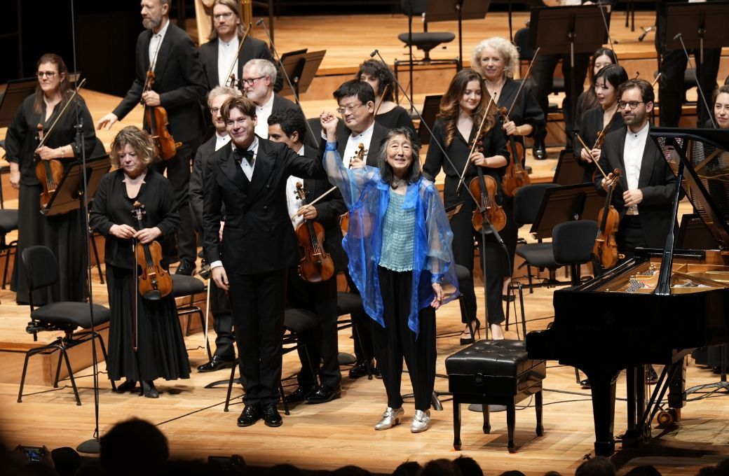 Klaus Mäkelä, Mitsuko Uchida et l'Orchestre de Paris &copy; Orchestre de Paris
