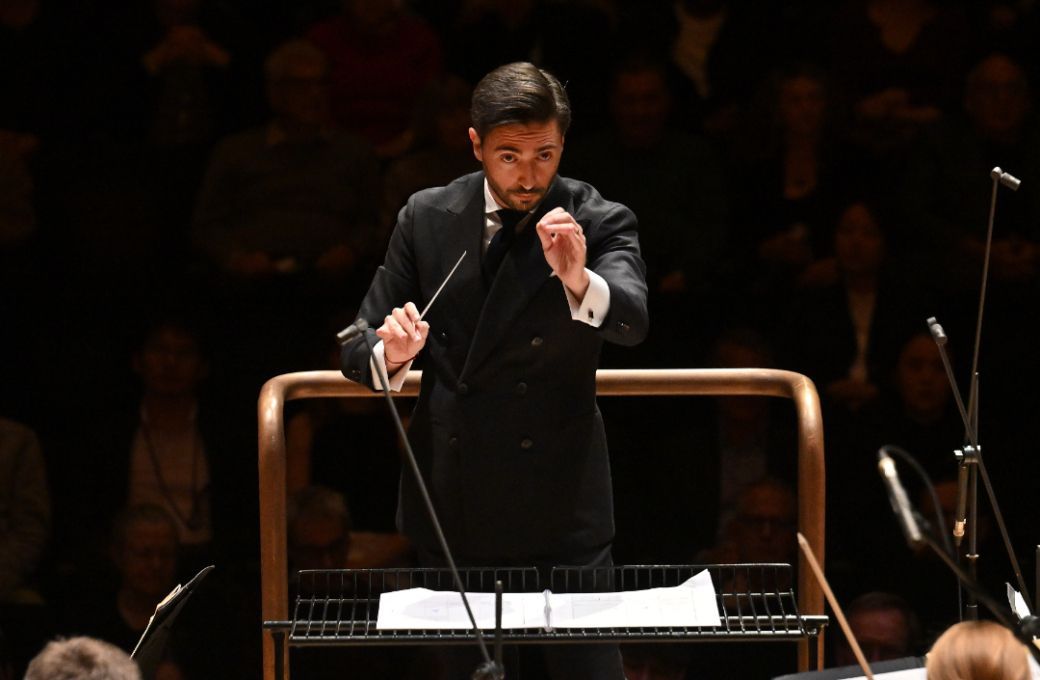 Antonio M&eacute;ndez &copy; BBC | Mark Allan