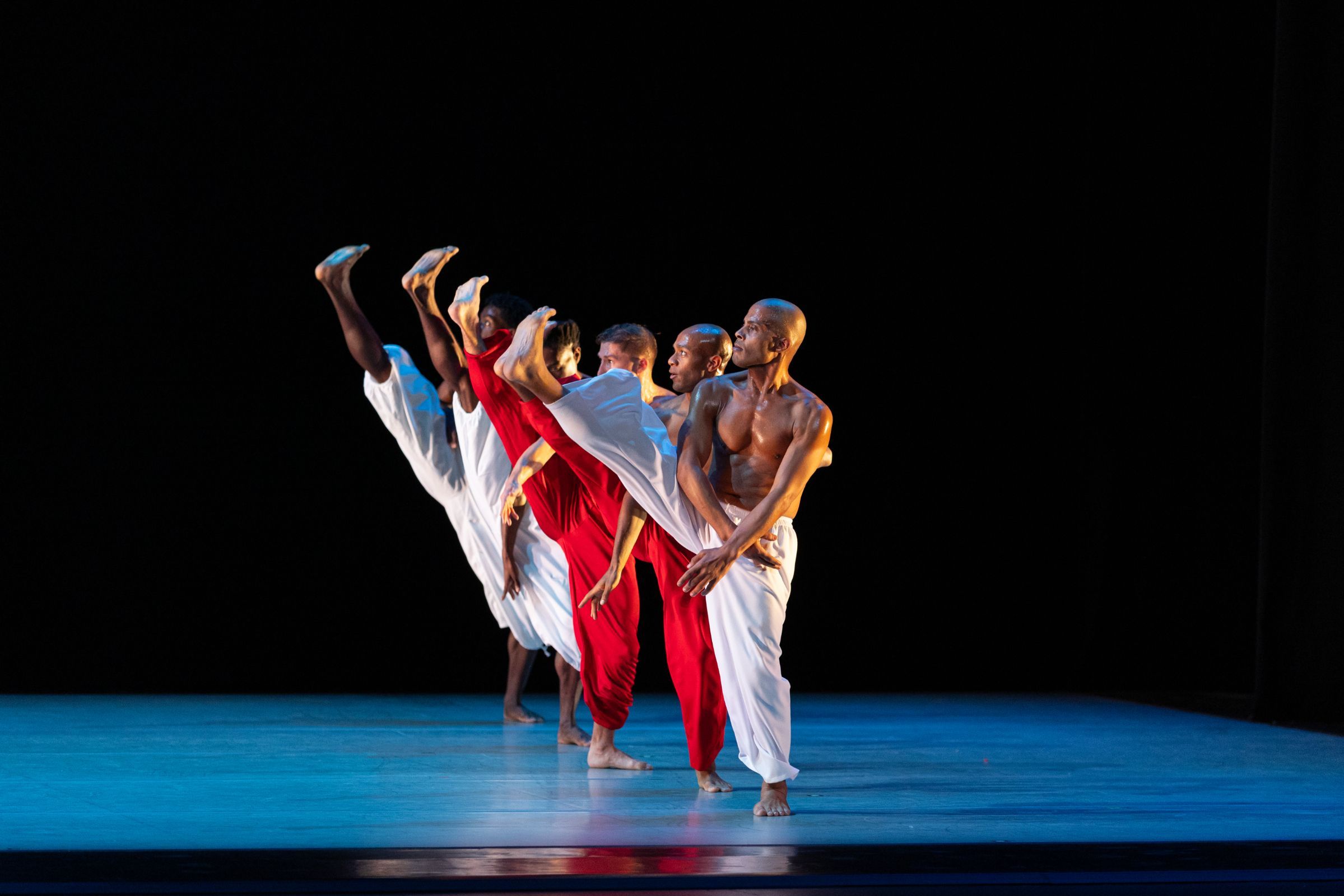 Alvin Ailey American Dance Theater in Ronald K. Brown’s <i>Grace</i> &copy; Danica Paulos