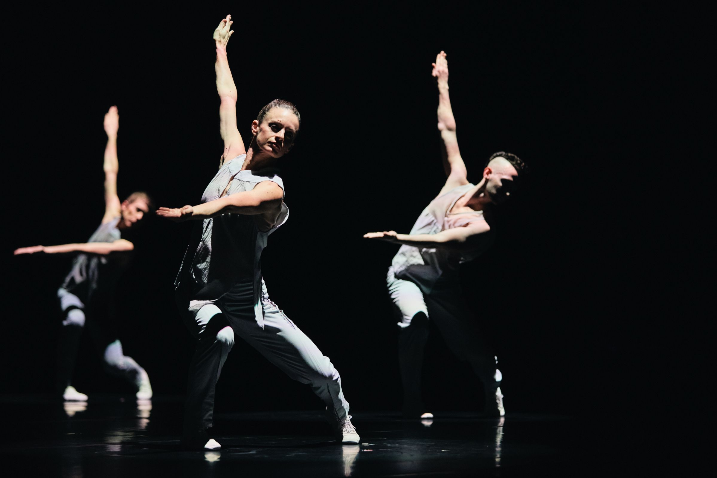 Lucinda Childs Dance Company in <i>Timeline</i> © Fabian Schellhorn
