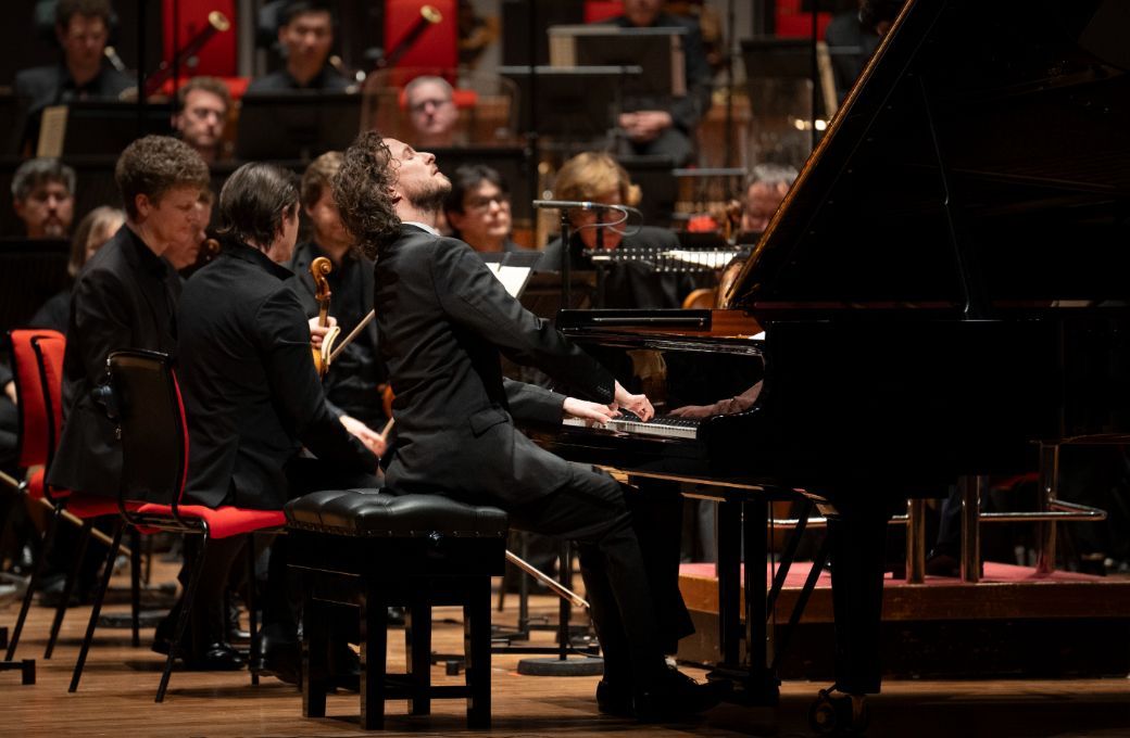 Martin Helmchen and the City of Birmingham Symphony Orchestra © Andrew Fox