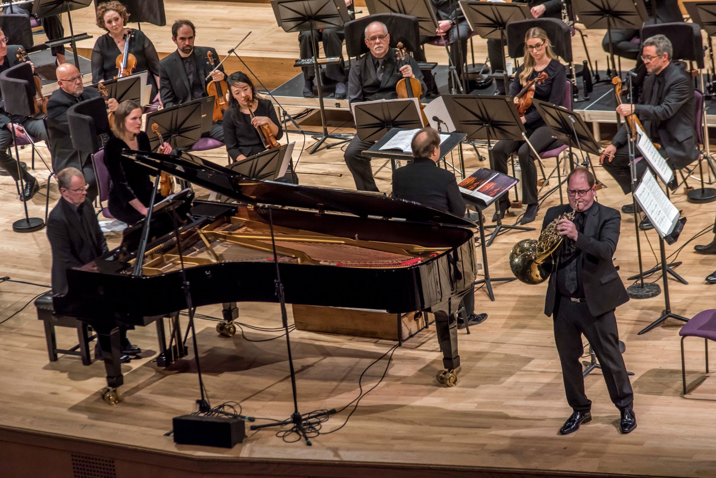 Steven Osborne, Martin Owen, Ludovic Morlot and the BBC Philharmonic Orchestra © Chris Payne