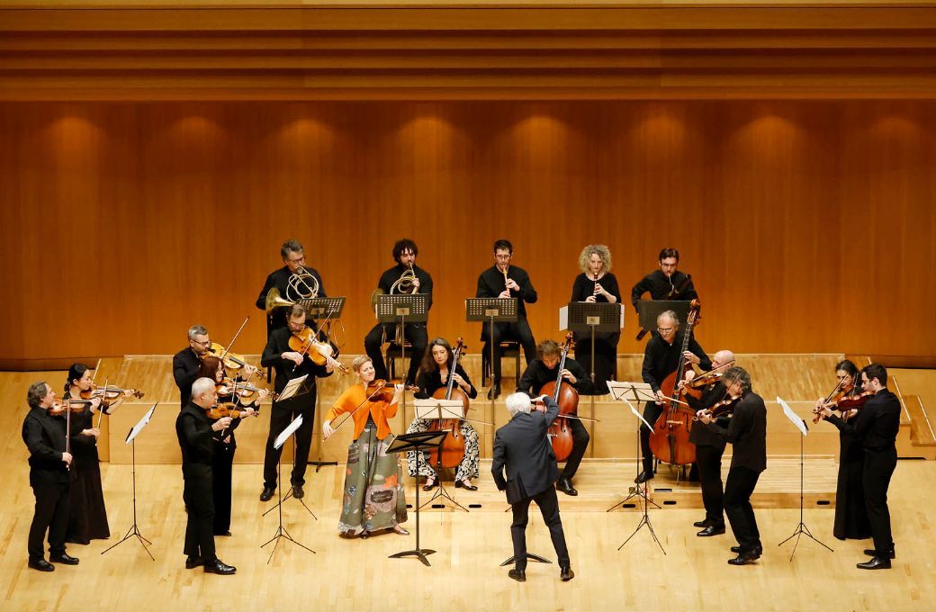 Isabelle Faust, Giovanni Antonini and Il Giardino Armonico © Michiharu Okubo | Tokyo Opera City Cultural Foundation
