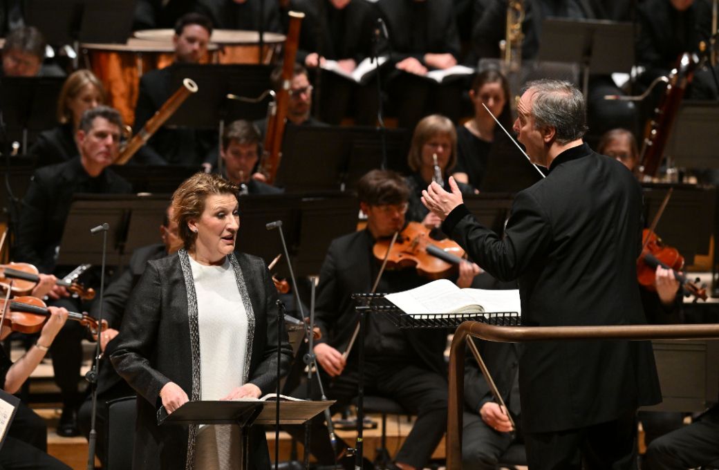 Dame Sarah Connolly, Sakari Oramo and the BBC Symphony Orchestra &copy; BBC | Mark Allan