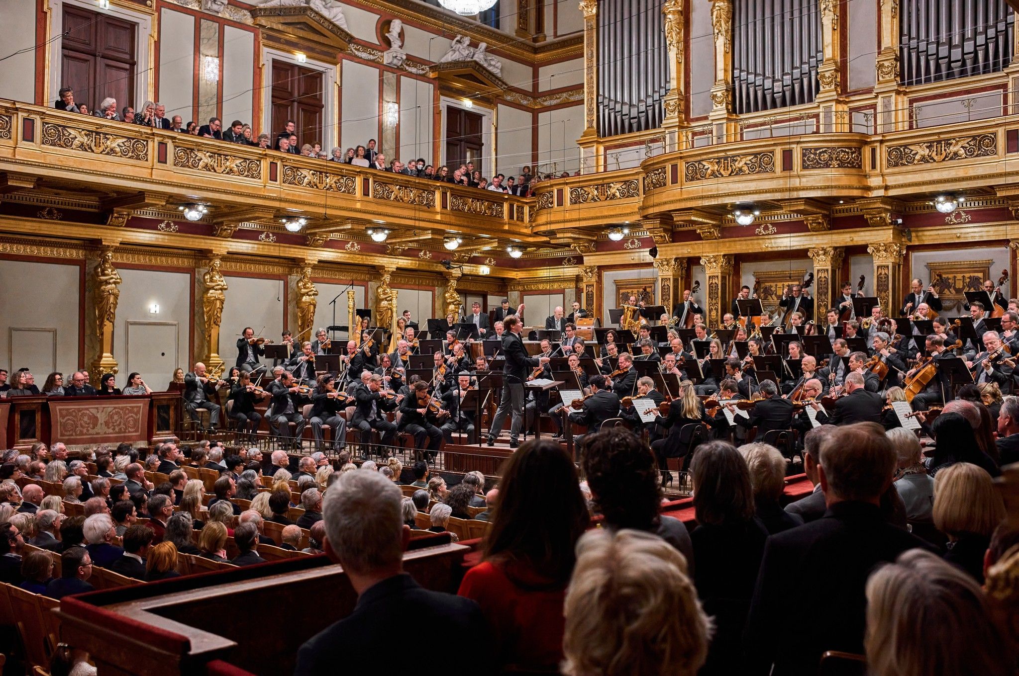 Klaus Mäkelä conducts the Vienna Philharmonic © Wiener Philharmoniker | Raphael Mittendorfer