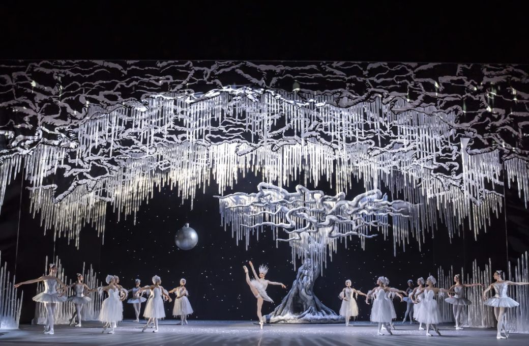 Anna Nevzorova as the Ice Queen with English National Ballet in <i>Nutcracker</i> © Johan Persson