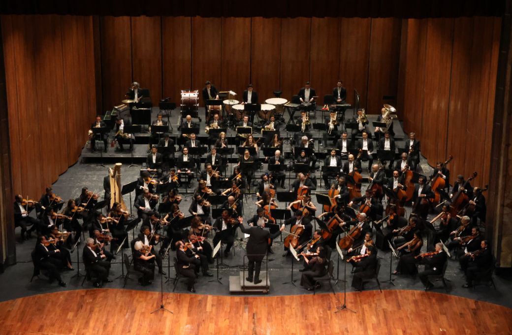 La Orquesta Sinf&oacute;nica Nacional de M&eacute;xico Ludwig Carrasco en la direcci&oacute;n &copy; Fernanda Mondrag&oacute;n | OSN